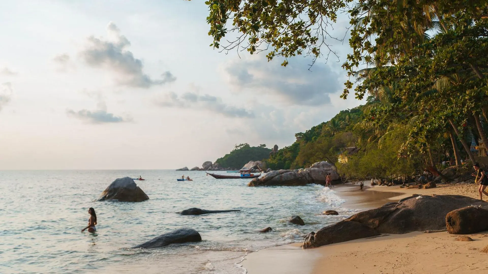 Pinnacle Koh Tao Resort 4*,